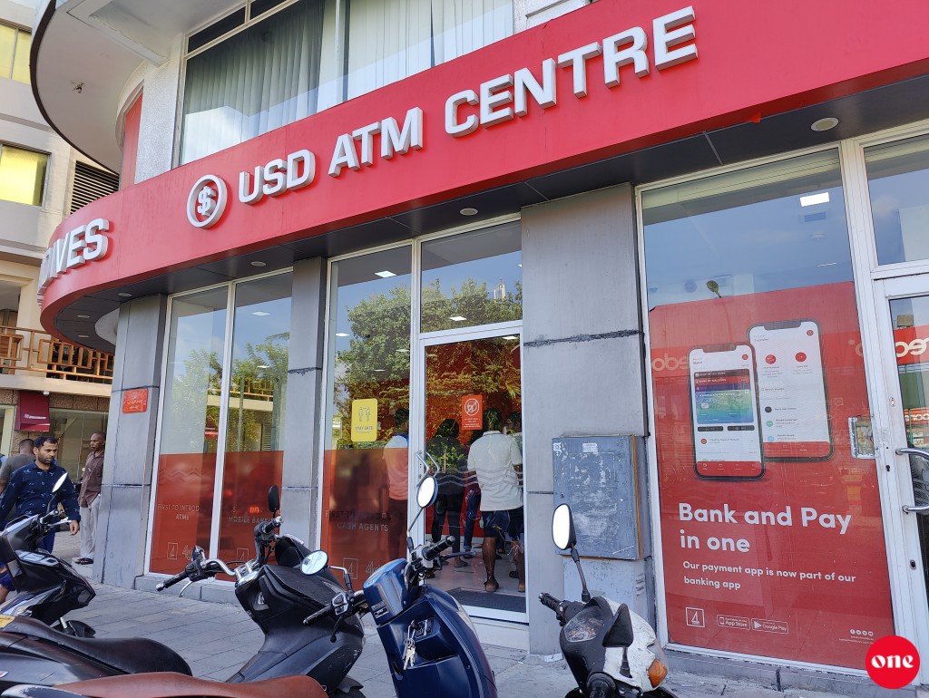 Bank rate gaai dollar liben fashaanee anna aharu: Raees 