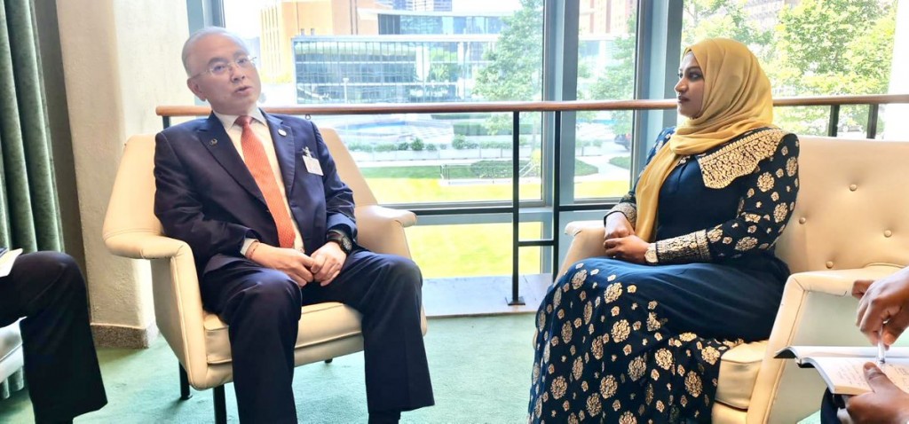 Raajjey ge license Malaysia gai beynun kurevey goiy hedhumuge ehbasvumugai anna mahu soi kuranee