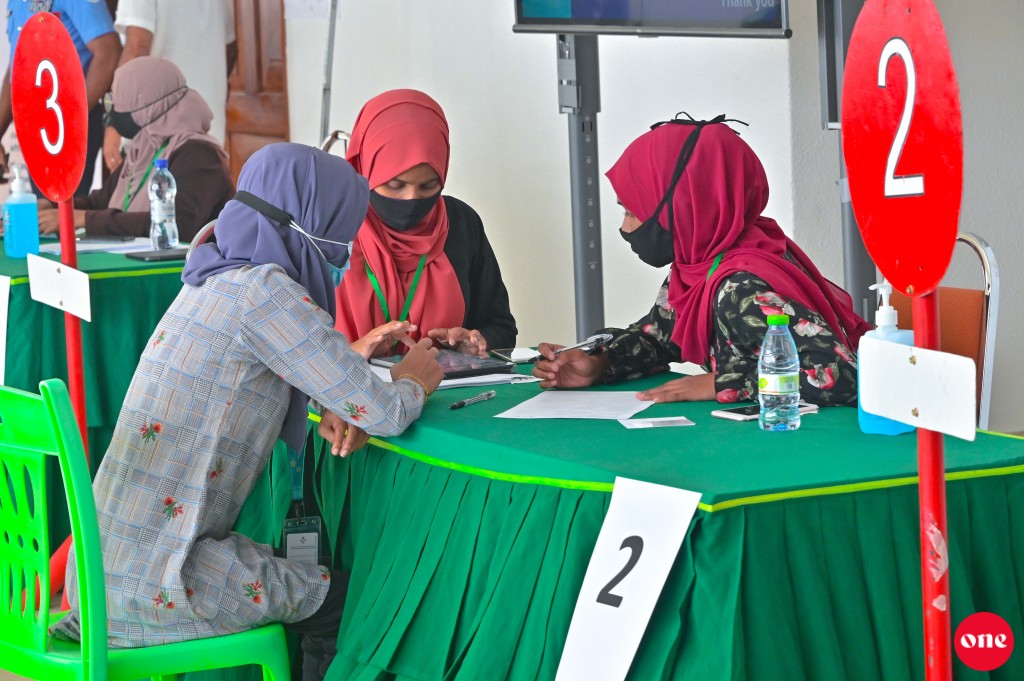 Vaccine ge 2 dose furihama kurumah fahu enburi kiyavan dhaan beynunvaa dharivarun registry vaan edhijje