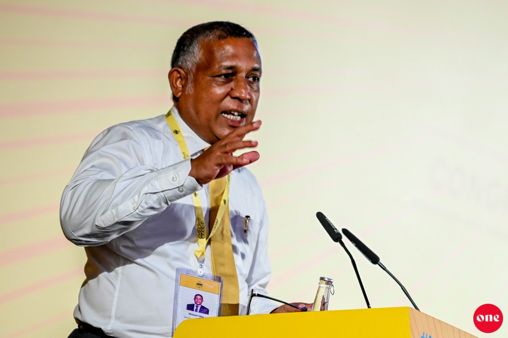 Gedhoruveriya loan ah edhunu 237 faraathakah 130 million rufiyaa vanee approve koffai: Aslam