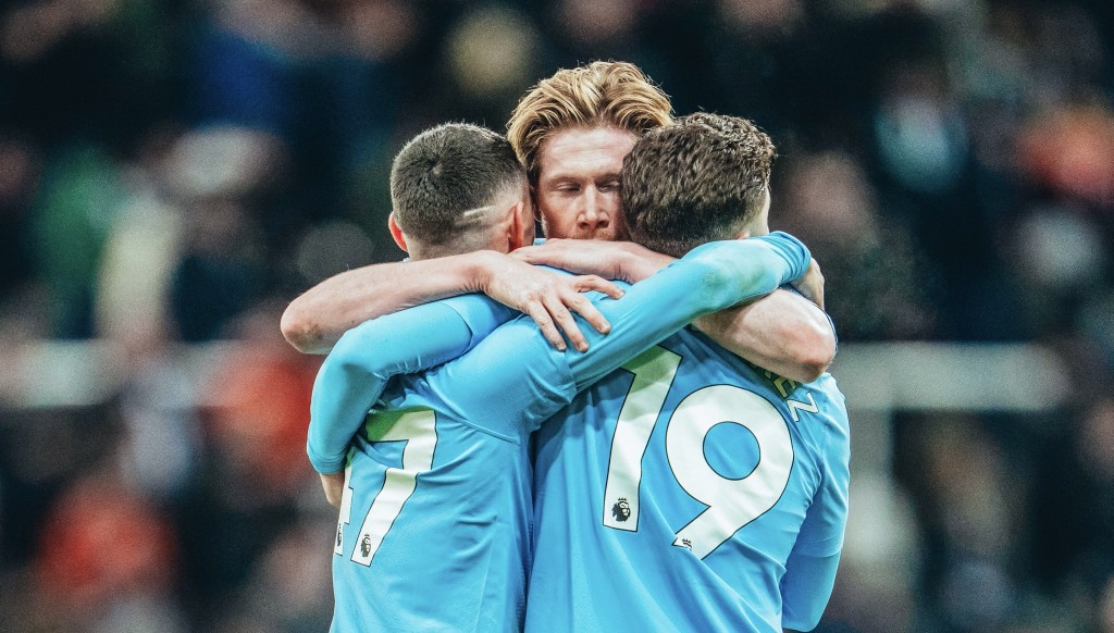Molhakaa eku Chelsea mahcchah, Bench in arai De Bruyne City molhukohddheefi