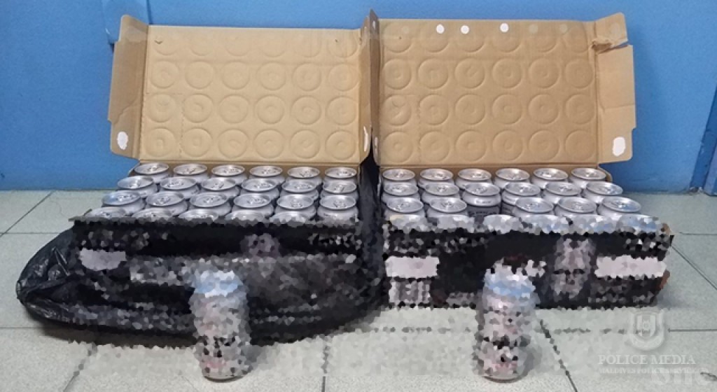 Two arrested in Hulhumale’ with 48 cans of alcohol