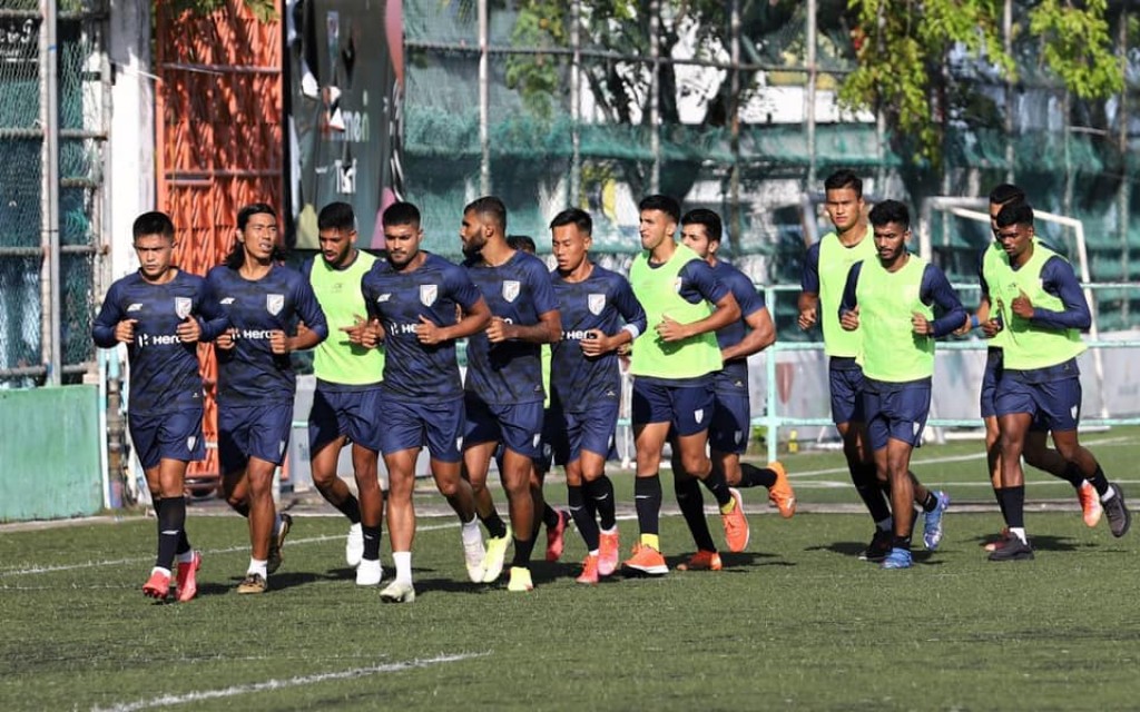 India thayyaaru tha? Thafaathu dhekkidhaane tha?