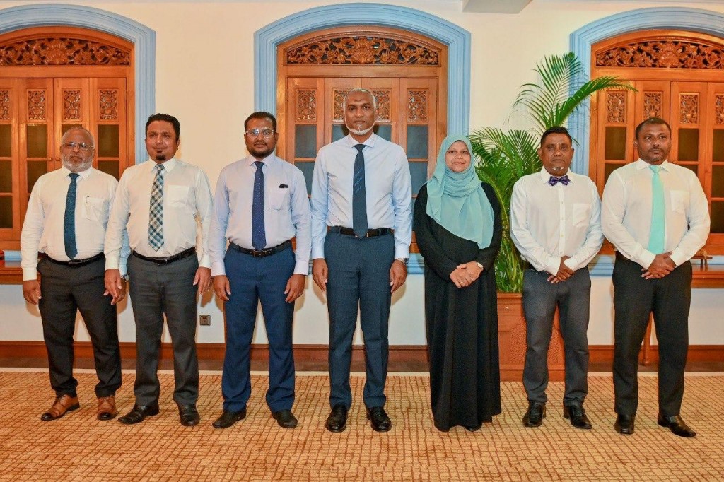 Amilla 6 member aku PNC ah, Super majority ge adhadhu 72 ah