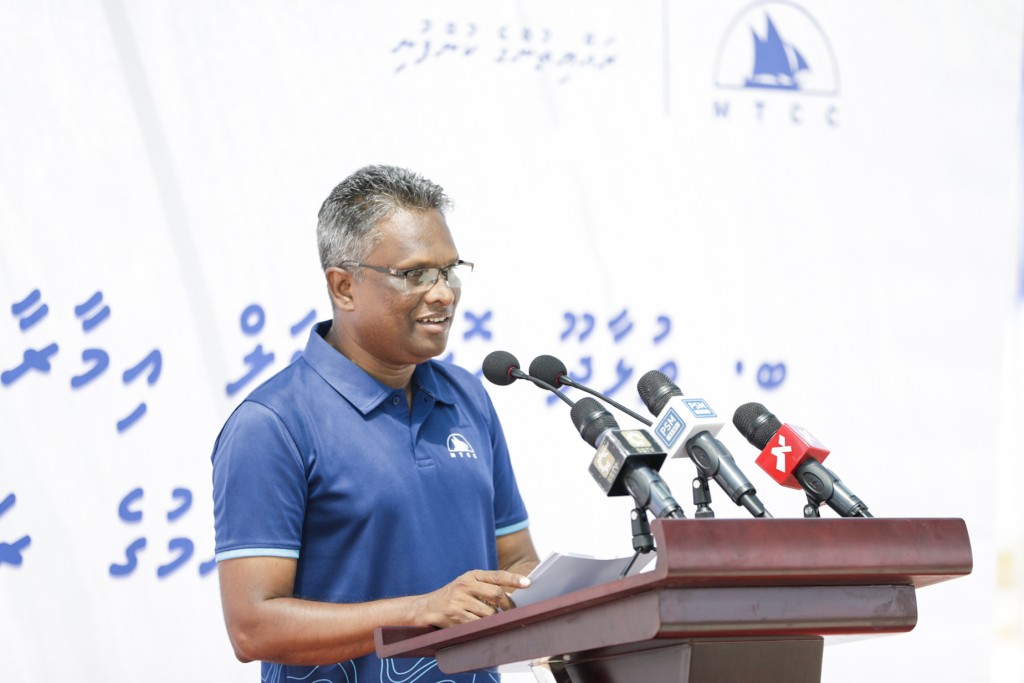 B. Hithaadhoo Harbour Breakwater and Quay Wall Construction Project will be completed by October: MTCC