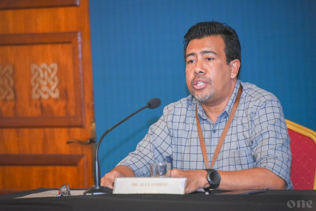 Ethere hasheege doctor innge jamiyyaa eh ufahdhaifi, Raees akah Dr. Ali Latheef