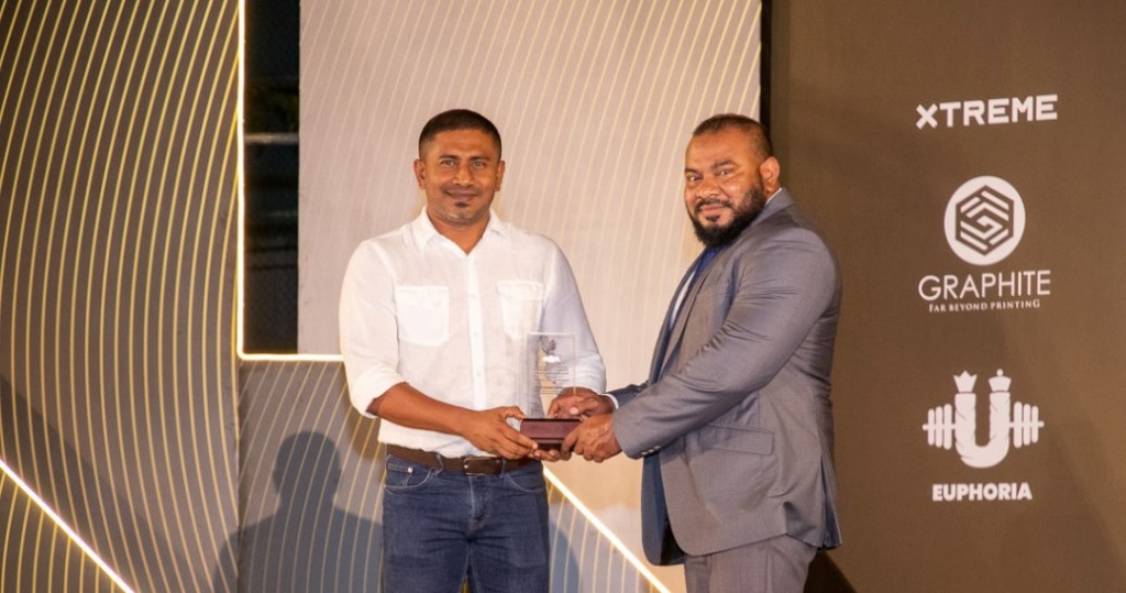 Bodybuilding association ge raees akah anekkaaves Ibbe