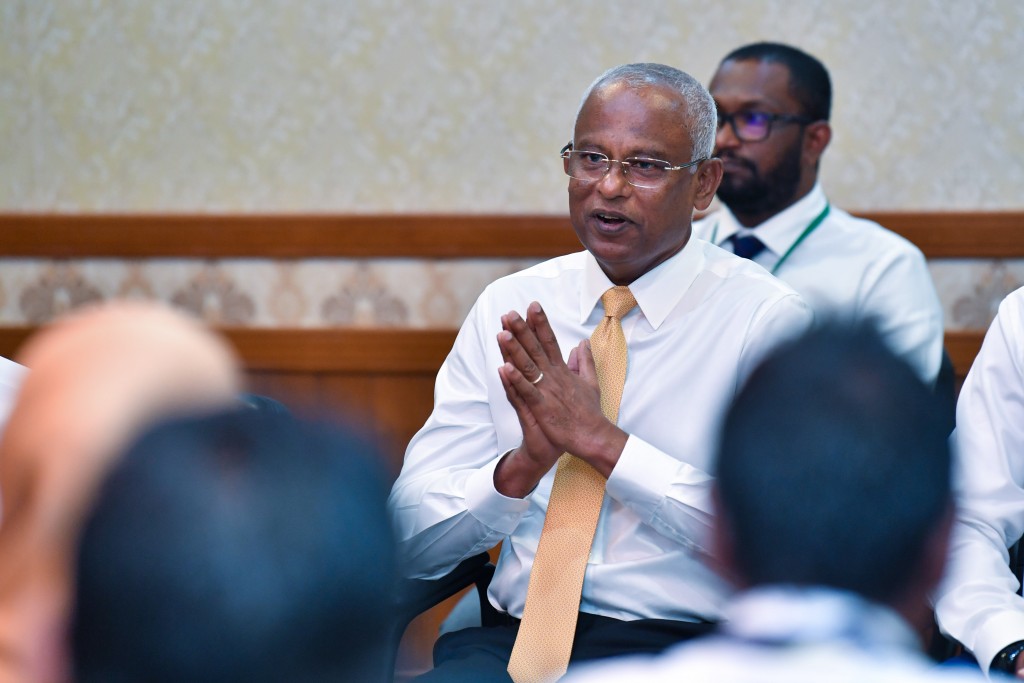 Anna aharu emme bodu iskameh dhehvaanee sihee dhaairaa tharaggee kuran: Raees