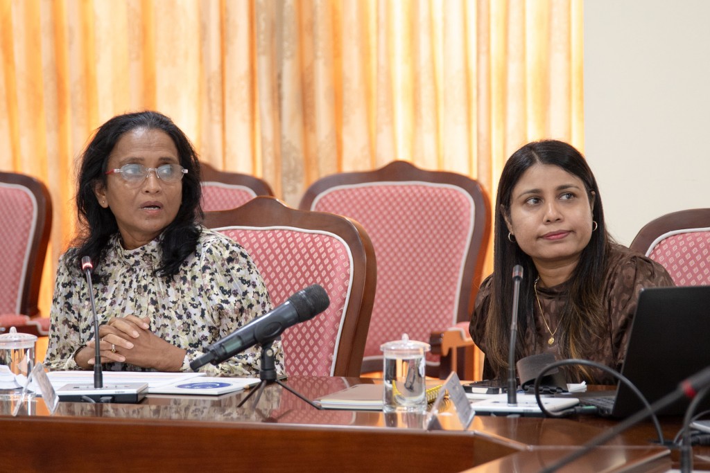 Beyrugai kuraa kaiveni raajjeygai registry kuraa mudhdhathugai libey dharin bafa ah nulavvaa massala bodu: Niumathu