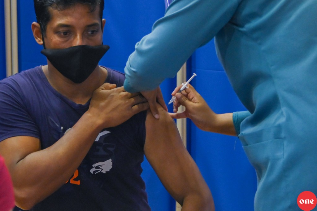 Thauleemee dhaairaage meehunnag amaazu koggen haassa vaccine campaign eh fashaifi