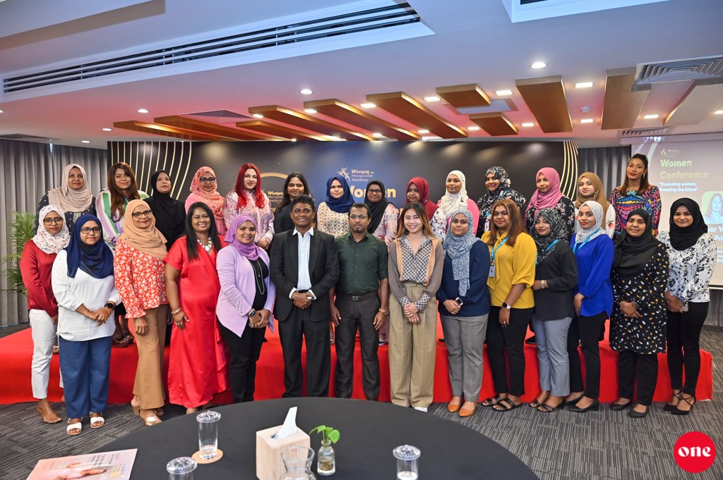 One Photo: WIM in beyvvi anhenun ge conference