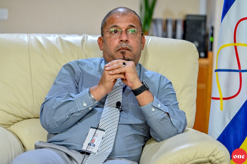 Stelco ge kureege MD Shareef ge passport hifahattaifi