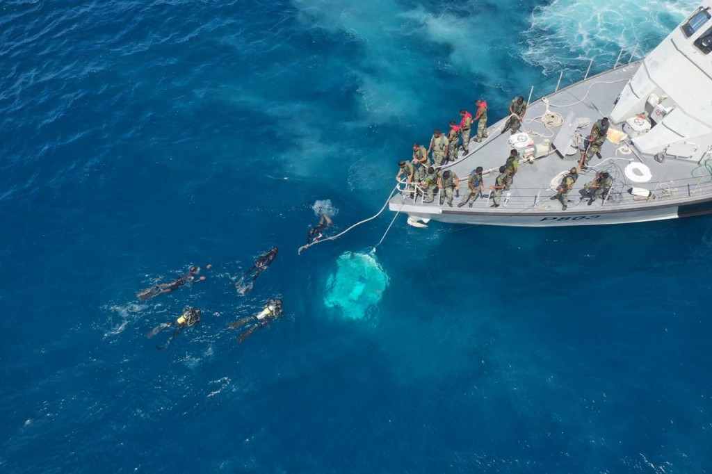Gellunu fathuruveriyaa adhives nufeney: MNDF