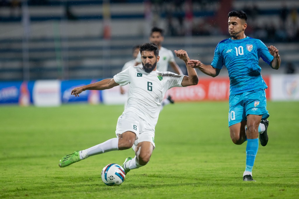 Pakistan aai India ge match in fenunee 2 team ge fenvaru ge thafaatheh nooneve!