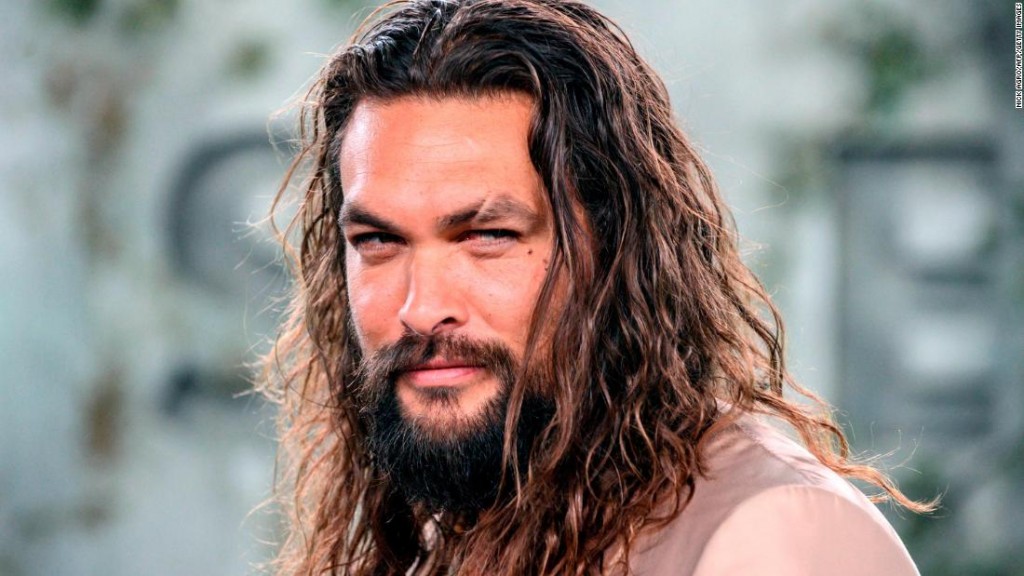 Hollywood tharinge medhugai fenverumuge bahus, Jason Mamoa bunanee eyna hunnanee fenvaraigen kamah.