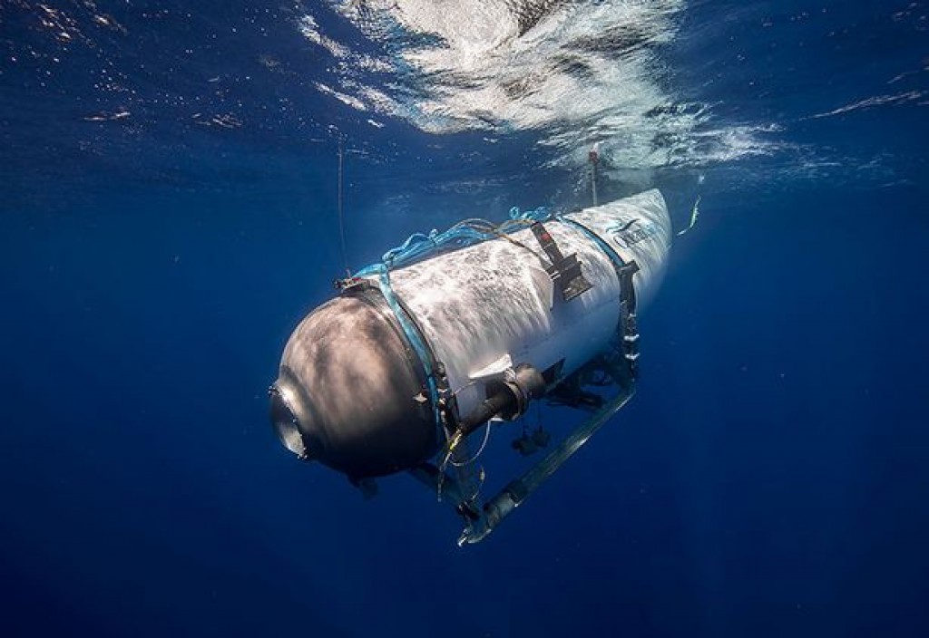 Gehllunu submarine bithugai thalhaafaaduge aduthakeh rescue team ah ivihjje