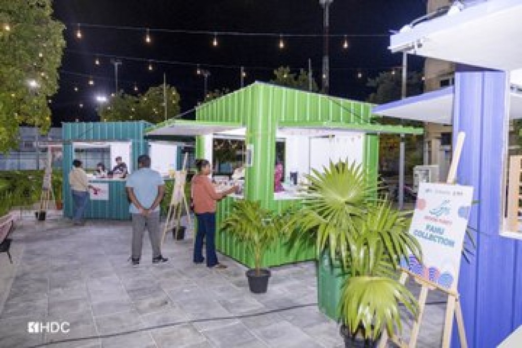 Hiyala weekend market thah komme dhuvahaku hulhuvaa gothah badhalu koffi