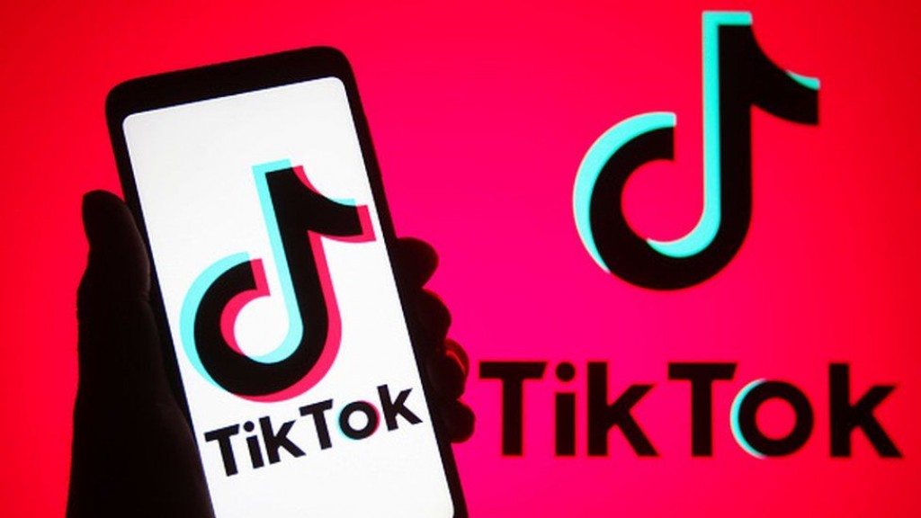 Canada bans TikTok on government devices