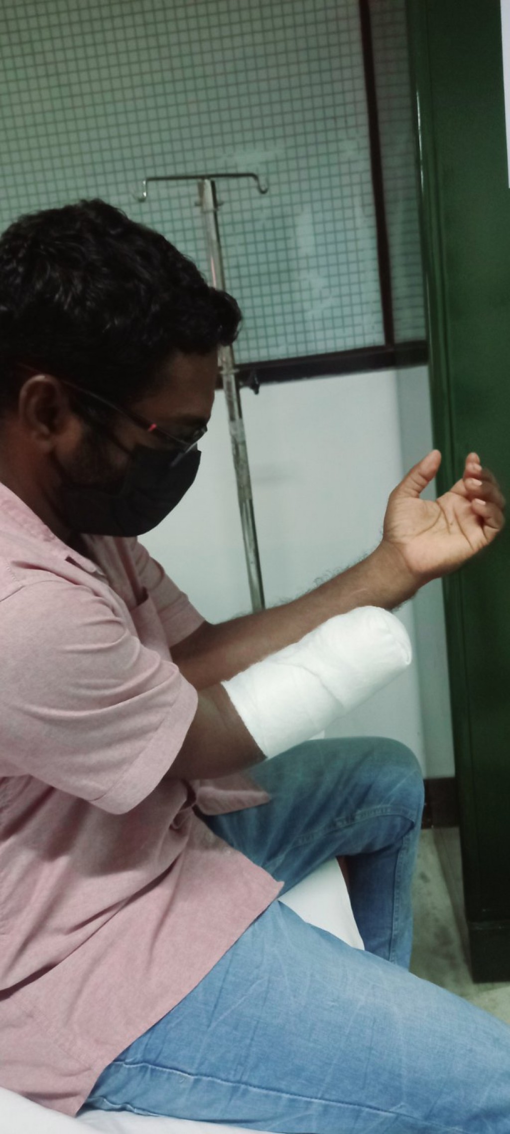 Ingili thakah furathama eree nufilaa thadheh, Cancer ahvve aiythila burikohllan jehunu namaves Hassan dhakkanee saabithukan