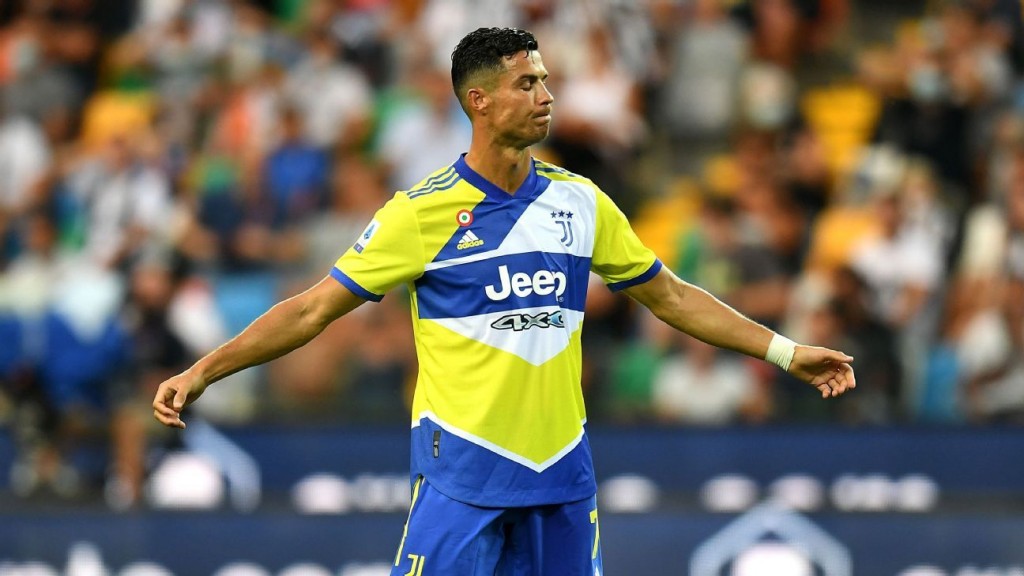 Ronaldo feshee bench inn, ''dhaneetha, madukuraneetha?''