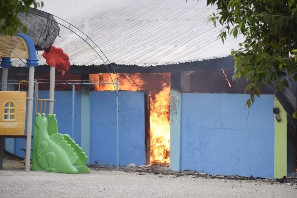 Fiyoaree School ge kiyevun huttaa nulai kuriyah gendheveyne inthizaamu midhanee hama jassamun: Education