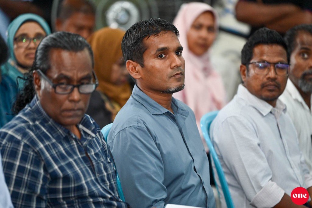Democrats in thaaeedhu kuraane faraatheh nimman MDP aai PPM eku mashvaraakuran committee eh ekulavaalaifi