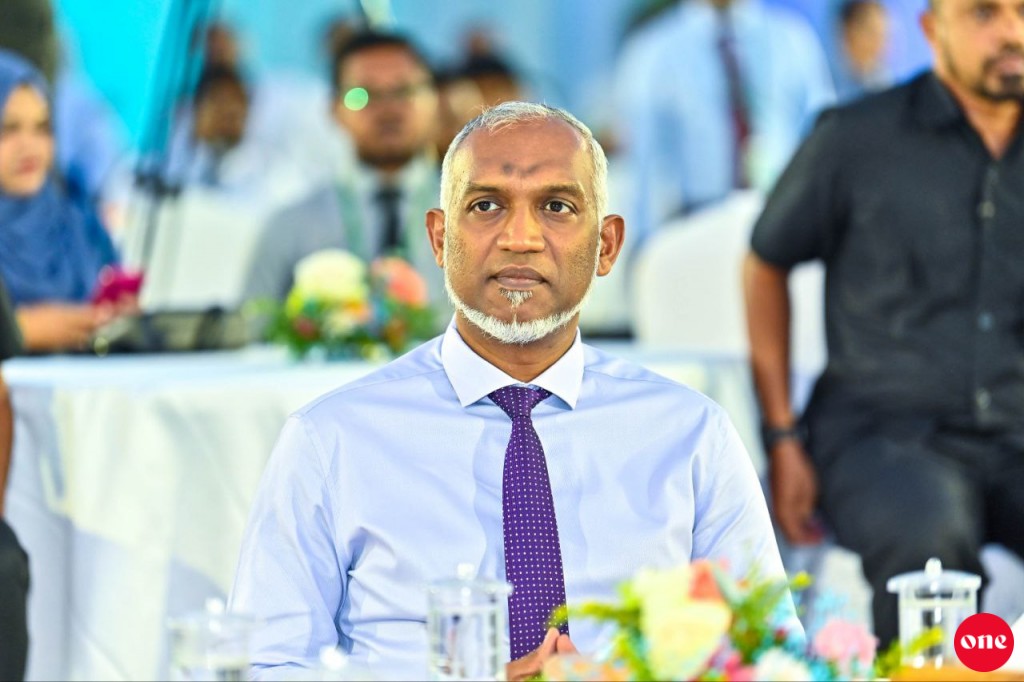 Raees, Hajju dhuvahuge thahuniyaa fonuvaifi