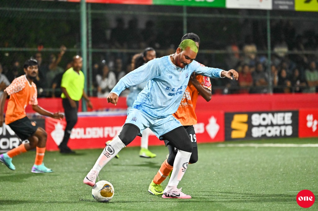 ވަން ފޮޓޯ: ގޯލްޑަން ފުޓްސަލް ޗެލެންޖް އަތޮޅު ބުރުގެ އެންމެ ފޯރިގަދަ ހިސާބަށް