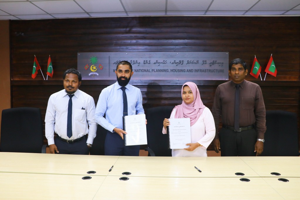 Ihavandhoo ge magu thakugai thaaru alhan 102 million rufiyaa ah RDC aa havaalu kohfi