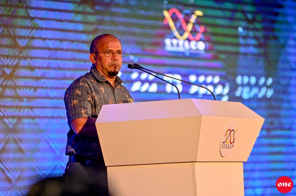 Saanavee imthihaanu ninmaa 2 dharivarakah Stelco inn scholarship  dhenee