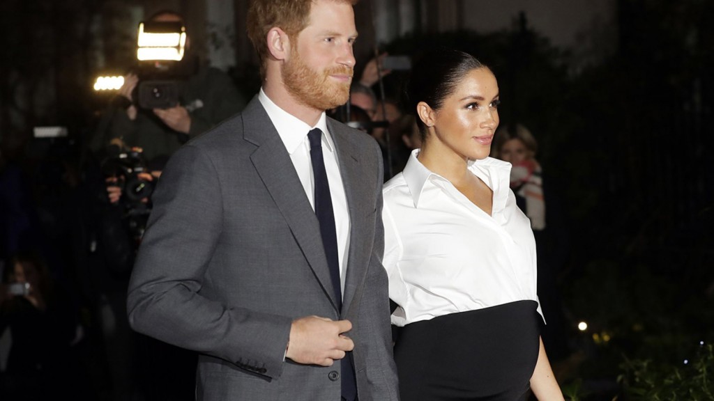 Meghan gives birth to a boy