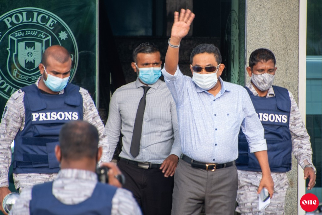 Yameen akee avahaara kollan jehey meeheh kamah buni meehehge mahsala fuluhah