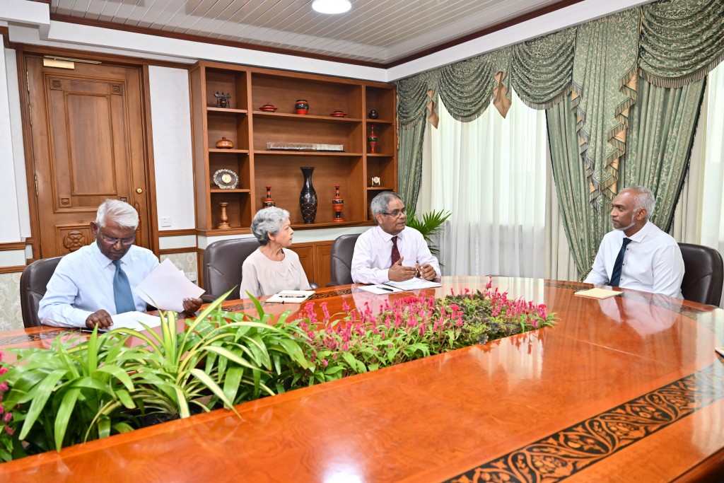 Raees, iss rahvehinge jamihyyaa aa bahdhalukurahvaifi