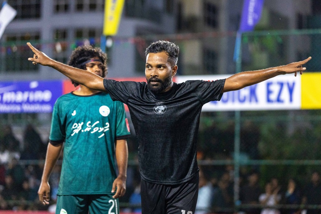 Kondey aai Nilandhoo semi aa dhimaalah, Dhehvadhoo aai Kanduhulhudhoo ahves muhimmu molheh