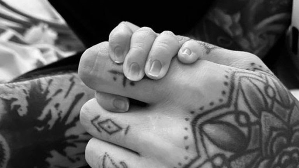 Zayn aai Gigi ah anhen kujjaku libijje
