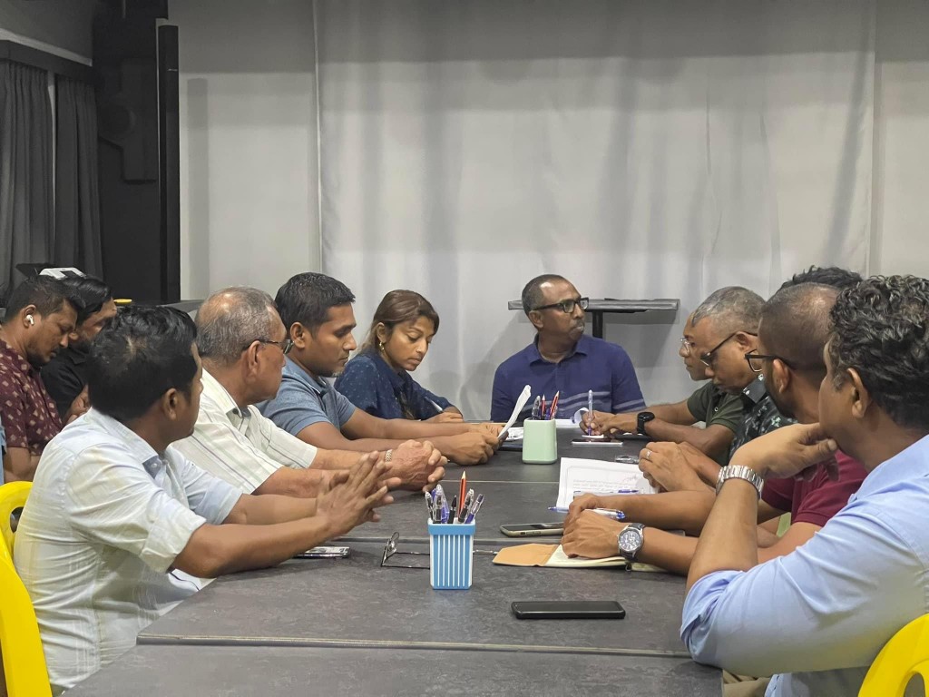Idhikolhu faraaiy thakaa gulhigen masakkaiy kuraa member in ah fiyavalhu alhaanan: MDP