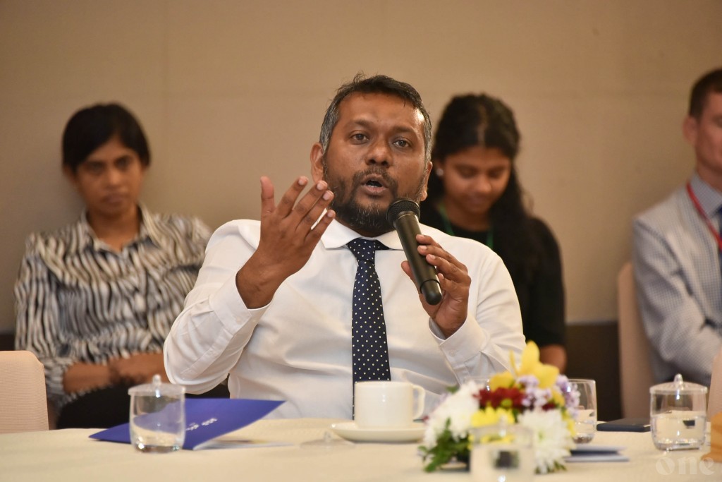 Airport hingan beyru kunfunithakah dhinee Raees Yameen, mi sarukaaru ekameh nukuraane: Fayyaz