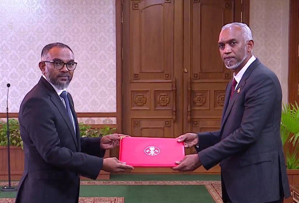Ehen meehaku sarukaaru javaabudhaaree kuruvandhen Raees madeh nukuravvaane: Ali Arif 