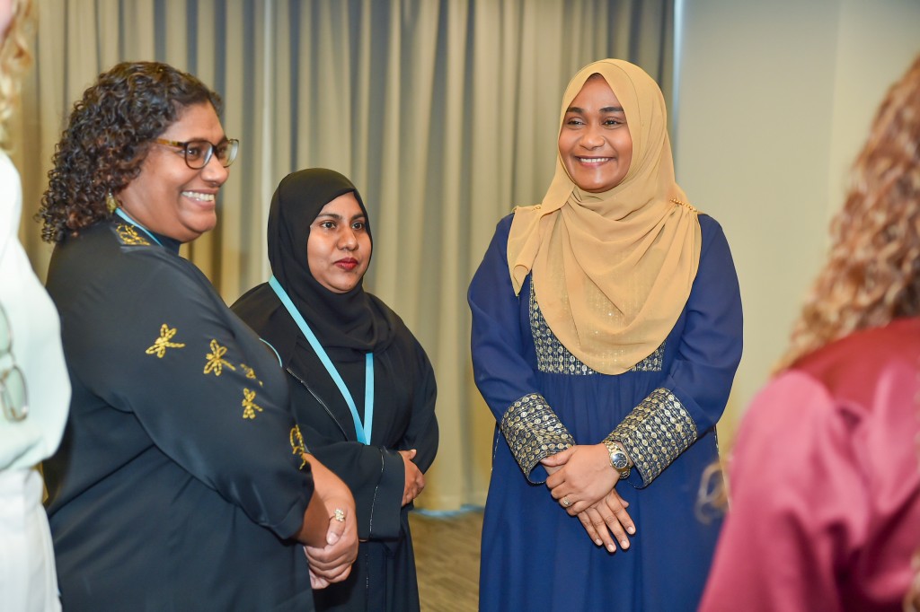 Siyaasathu kan'da elhumugai mintheege hamahama kamah visnai liben huri mauloomaathuge beynun hifan jeheyne: Madam Sajidha