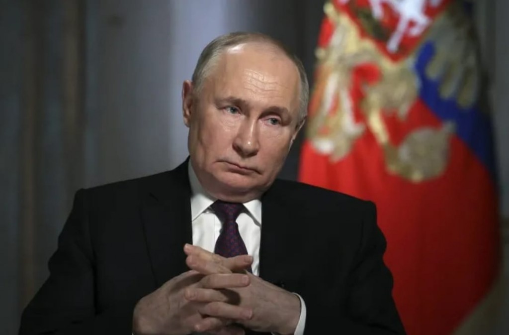 Russia ge inthikhaabaa dhimaakoh hanguraamaige maidhaanun aa manzaruthakeh