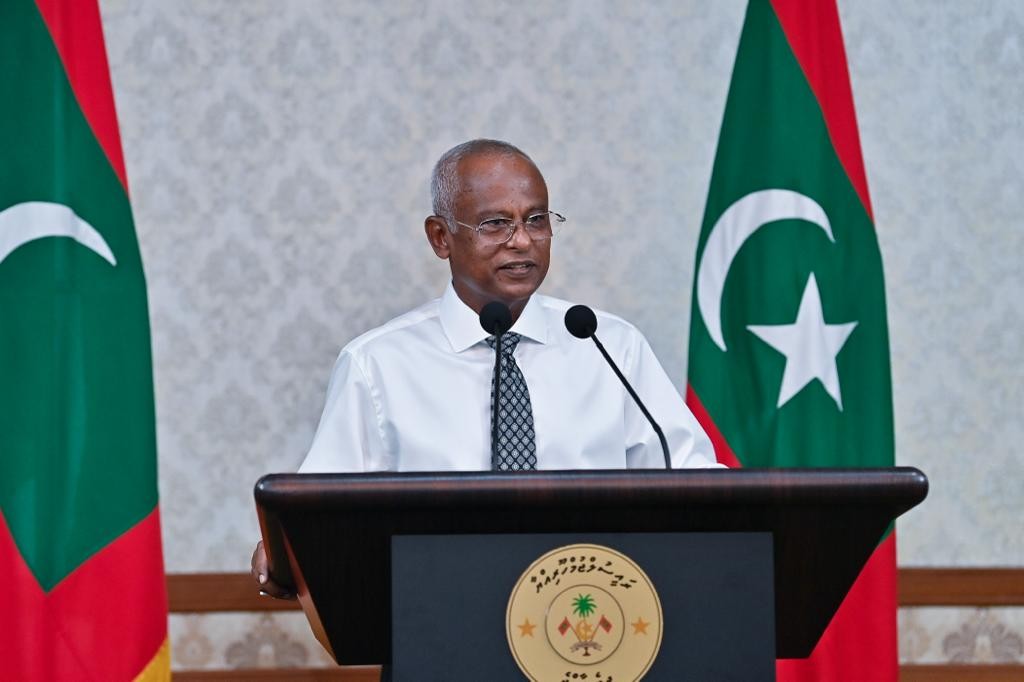 Inthi ge islaahah Raees ge bass: Majlis inn nizaamu badhalukuraa namaves furathama ahan jeheynee rayyithun gaathu!