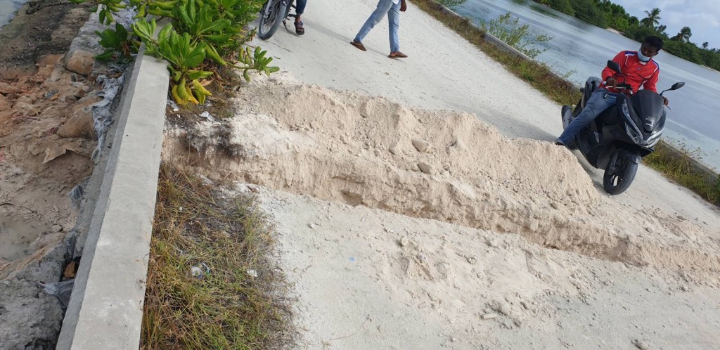 Rey dhanvaru bayaku nukume Madaveli-Hoadedhoo causeway inn koaru kandai dhathuru nukurevey goiy hadhaifi