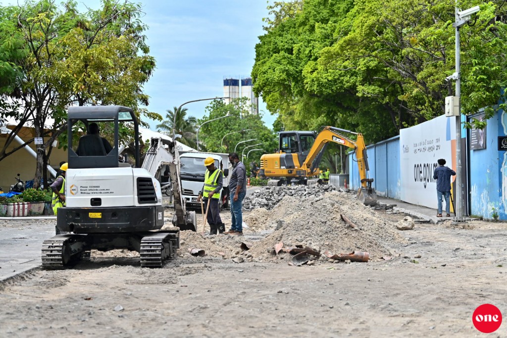 Mihaaru hadhaa Ameenee Magu ge bai fulhaavaane, unmeedhakee school thah hulhuvumuge kurin ninmaileveyne kamah: Minister