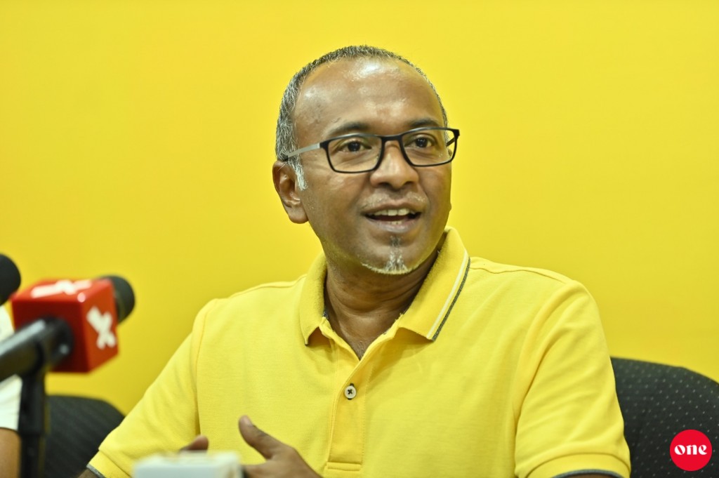Vote karudhaahugai faaha jehumah fahu photo fonuvumah baeh kunfunithakun angamundhaa kamah thuhumathu koffi