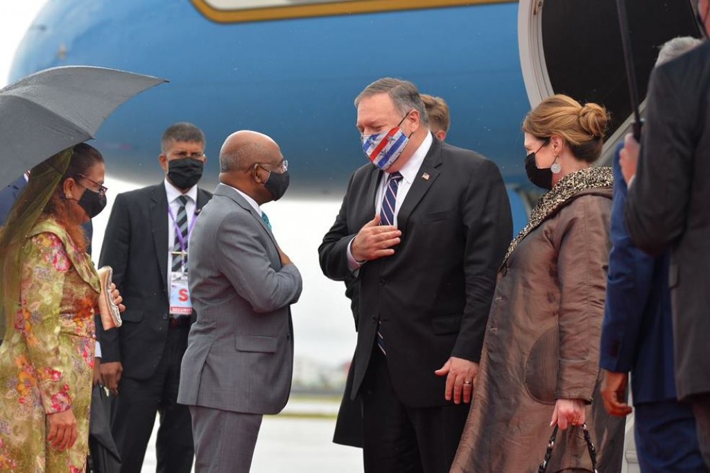28 aharah fahu, America sarukaaruge iss officialaku Raajje ah rasmee dhathurufulhehgai vadaigenfi