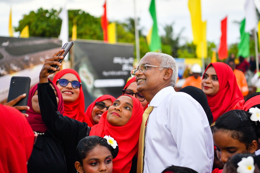 Campaign gai negunu selfie ge adhadhah ves idhikolhah vote nulibeyne: Raees