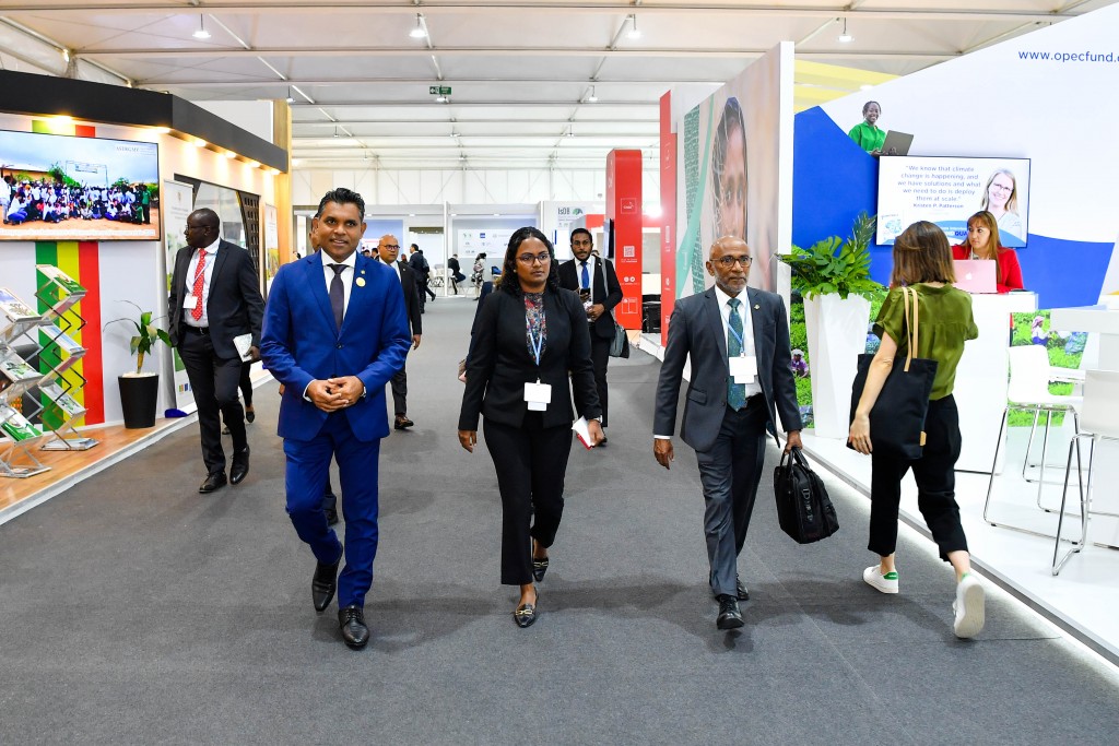 Photo: Naaibu Raees, COP27 ge pavilion thakah ziyaaraiykurehvun