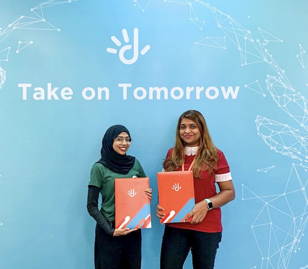 Vaavoshi digital partner akah Dhiraagu