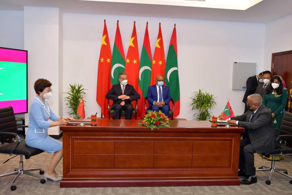 China in Raajje ah 968 million ge hiley ehee dhenee