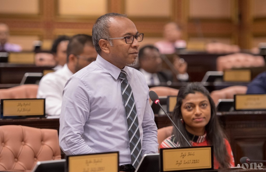 Hassan Latheef: MPs have to change affiliated party through a law